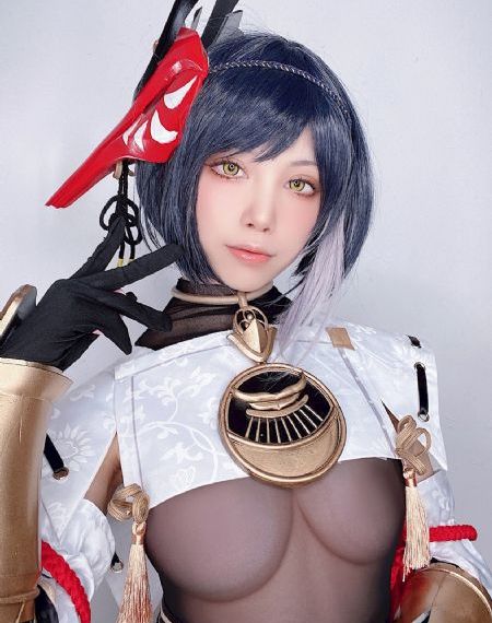 沦为性玩物的s大校花导演是谁
